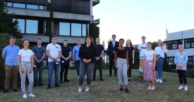 13 Piepenbrocker starten ihre Ausbildung (Bild : Piepenbrock Unternehmensgruppe GmbH + Co. KG)