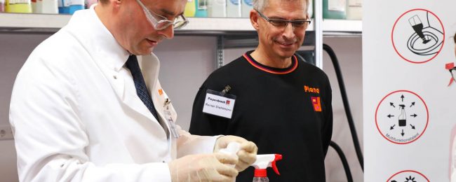 Reiner Diehlmann und Peter Pancherz von Planol bei Eröffnung des PTZ