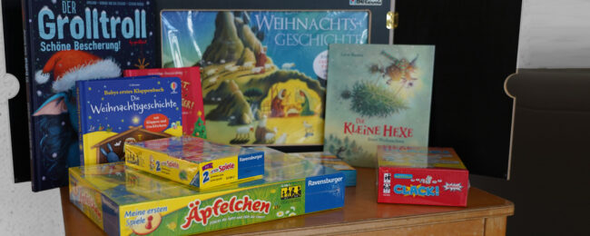 Auswahl an gespendeten Kinderspielen und Weihnachtsgeschichten für die heilpädagogische Hilfe Osnabrück