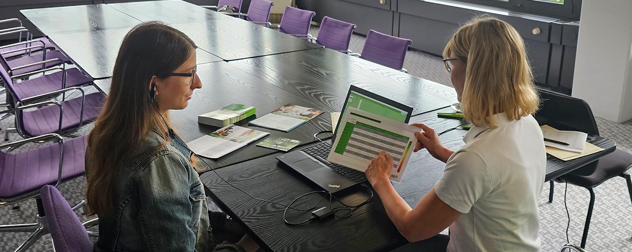 Beim Balance Check der BARMER Krankenkasse wurden die Stressbelastung und Entspannungsfähigkeit anhand der Herzfrequenz gemessen.