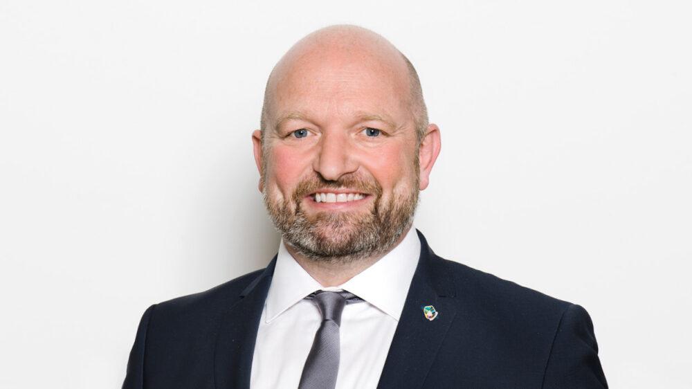Im Interview: Wolfgang Molitor, Hauptgeschäftsführer des Bundesinnungsverbandes des Gebäudereiniger-Handwerks (BIV)