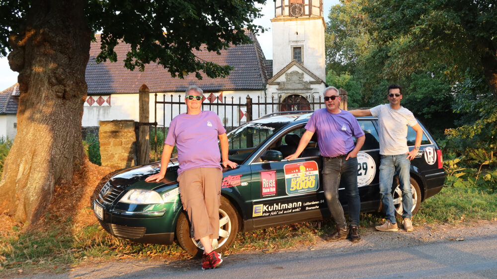 Rallye „European 5000“: Markus Wellinghof, Mitarbeiter im Finanzwesen bei Piepenbrock, tritt gemeinsam mit Carsten Witte und Frank Bensmann an.