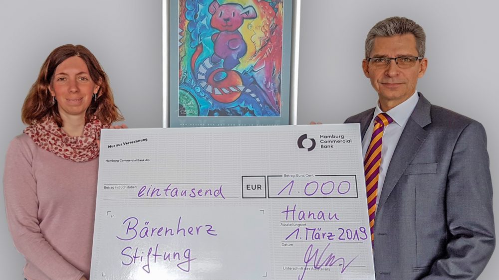 Planol spendet an Bärenherz Stiftung