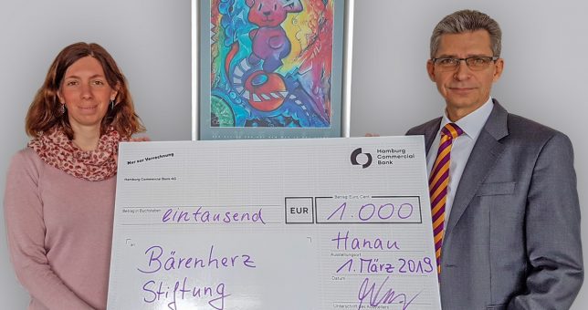 Planol spendet an Bärenherz Stiftung
