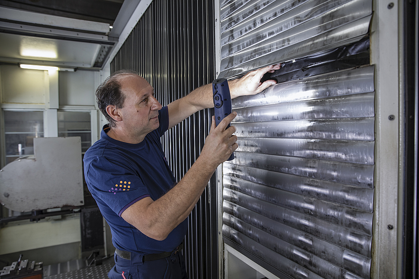 Definition von Gebaeudemanager Piepenbrock-Mitarbeiter kontrolliert System