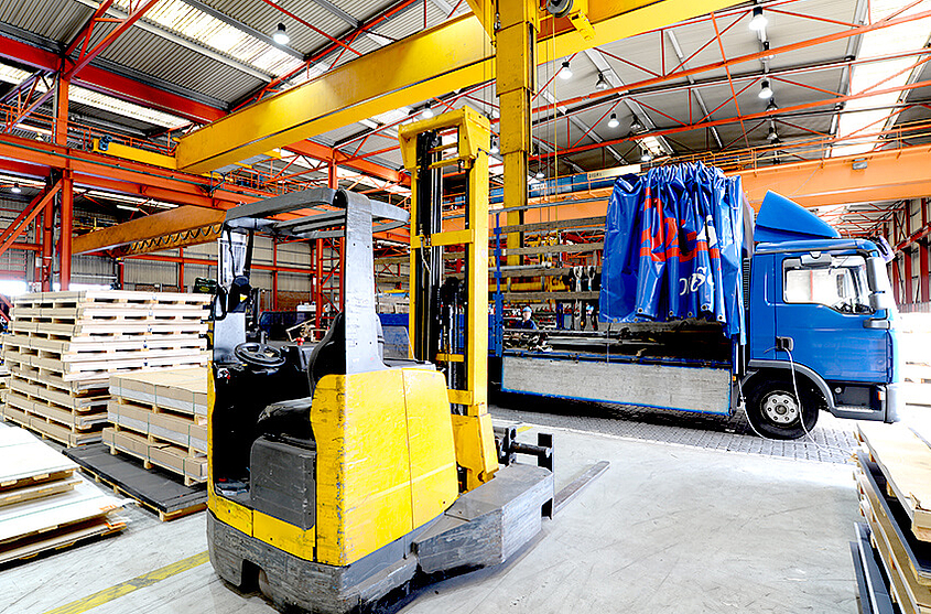 Lagerhallen für Transport und Logistik