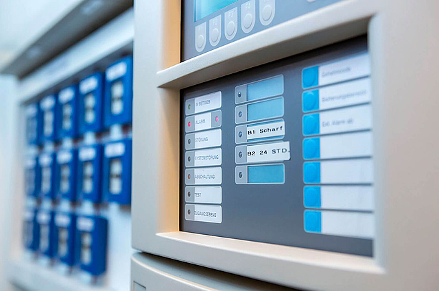 Nahaufnahme der Alarmanlage der Sicherheitstechnik