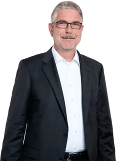 Norbert Guerke Leiter Technisches Management Reinraumreinigung bei Piepenbrock
