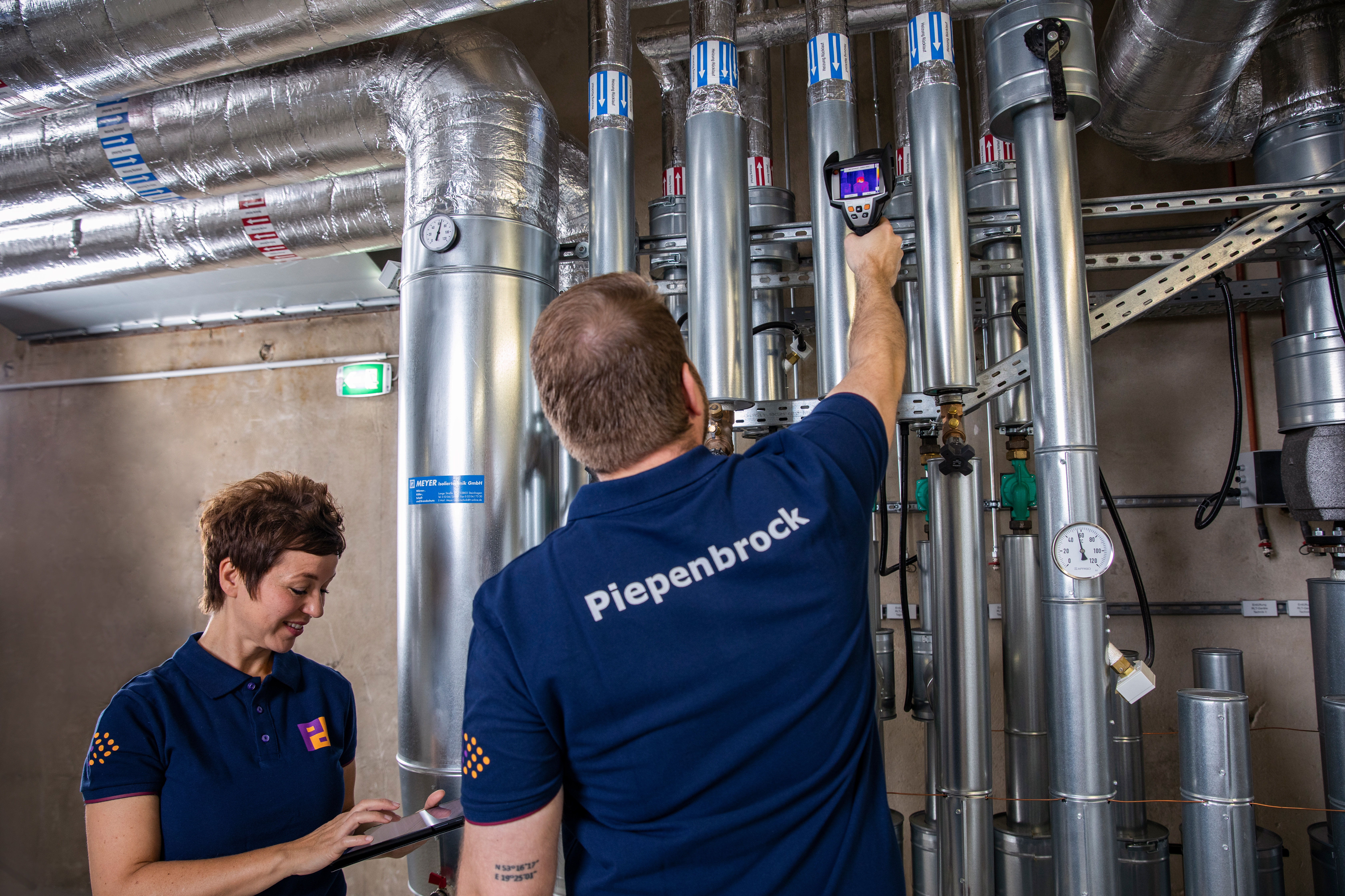 Definition von GEFMA Piepenbrock-Mitarbeiter kontrollieren Energieverbrauch