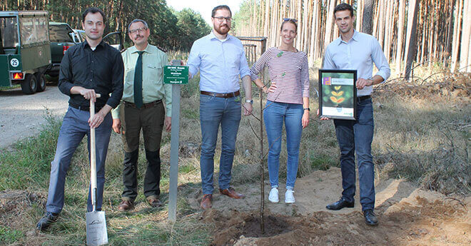 Gruppenbild mit Piepenbrock und Linde AG Mitarbeitern