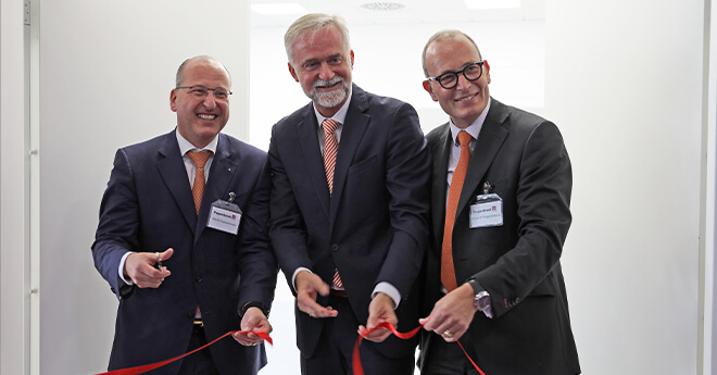 Oberbürgermeister Wolfgang Griesert mit Olaf und Arnulf Pipenbrock