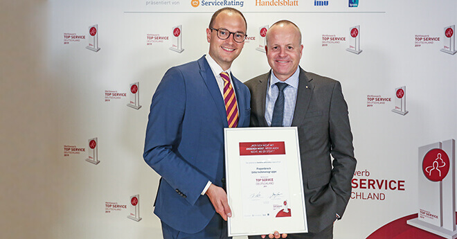 Entgegennahme der Auszeichnung TOP SERVICE Deutschland 2019