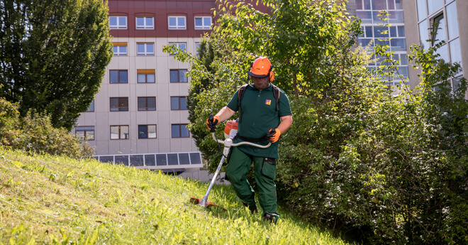 Piepenbrock übernimmt Grünanlagen-pflege im Tanklager Duisburg